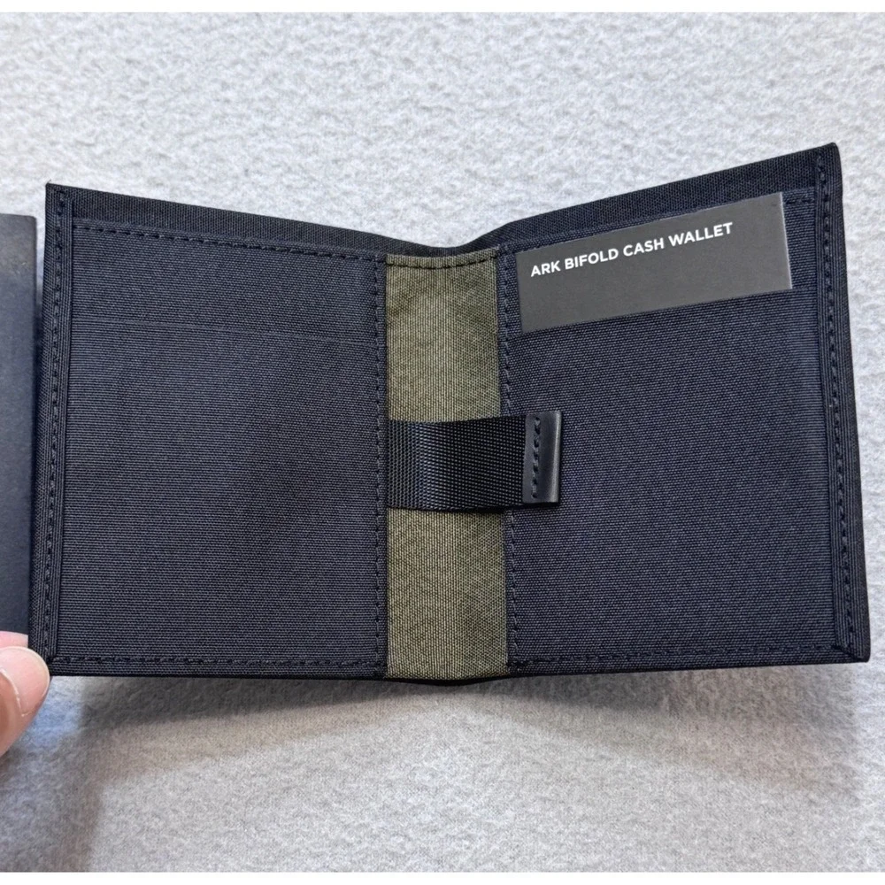 ALPAKA Ark Bifold Cash Wallet Mens Black Axoflux 300D RFID Magnetic Slim